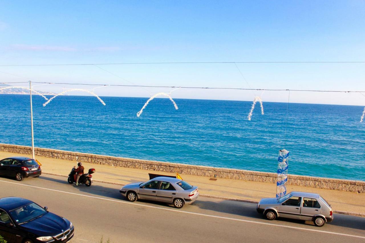 Sea View "Le Florentina" Menton Bagian luar foto